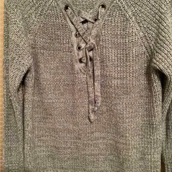 IT’S OUR TIME~WARM SWEATER/ BLOUSE~GREY~SMALL - Picture 7 of 8